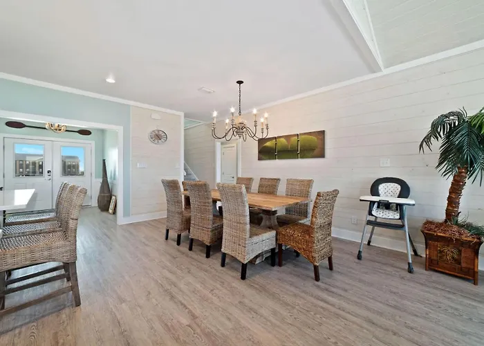 House On The Bay With Private Dock Holiday home Gulf Shores