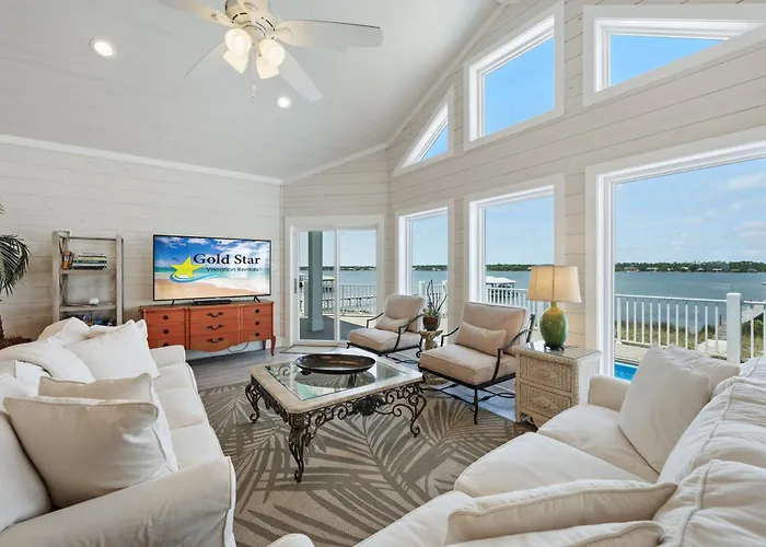 House On The Bay With Private Dock
