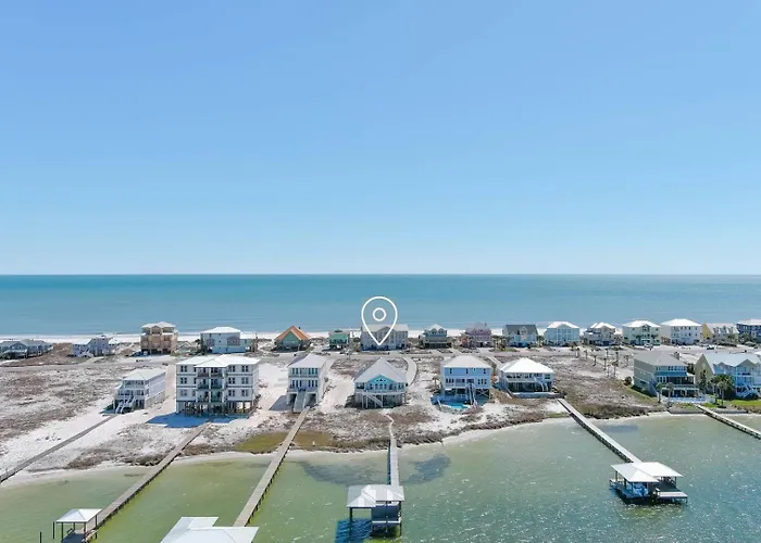 House On The Bay With Private Dock